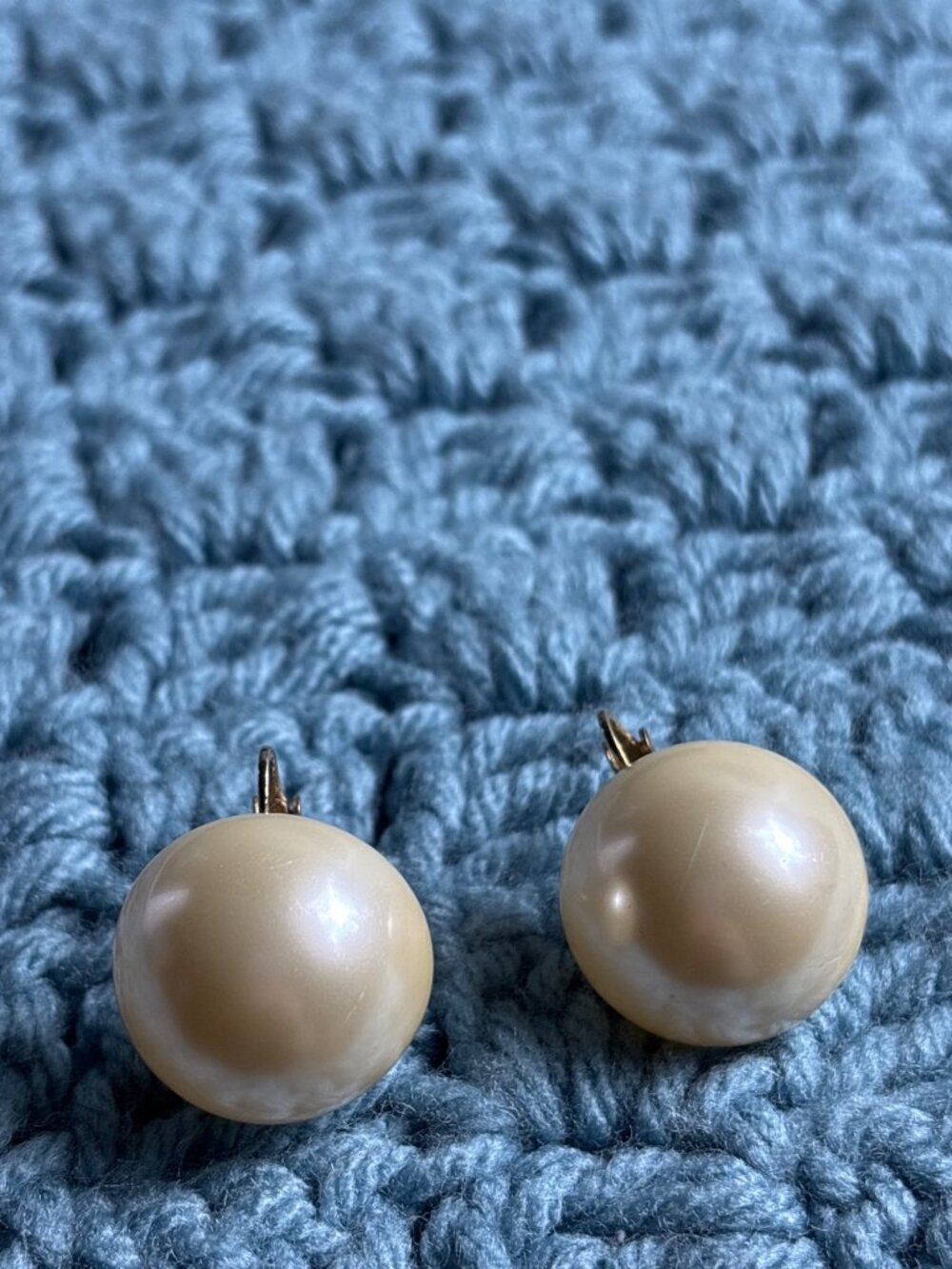 Vintage Marvella Faux Pearl Clip On Screwback Earrings 1 inch